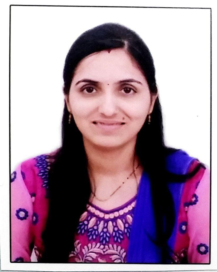 Dr Dhara Lakhani